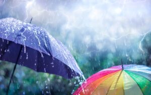 Noodweer opkomst KNMI waarschuwt voor blikseminslag: code geel afgegeven