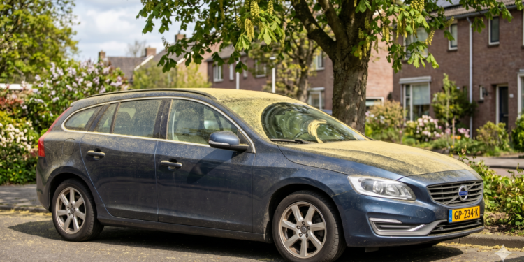 Dit gele spul op je auto lijkt onschuldig… maar dat is het niet