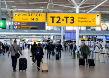 Flinke prijsstijging op komst: zoveel meer betaal je straks voor een vlucht