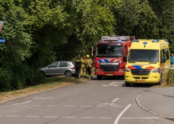 Hartverscheurend: meisje (1) achtergelaten in snikhete auto, hulp kwam te laat