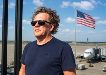 Kees van der Spek zorgt voor ophef met opvallende waarschuwing