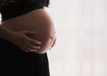 Geweldig babynieuws voor deze bekende Nederlander (59)