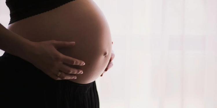 Geweldig babynieuws voor deze bekende Nederlander (59)