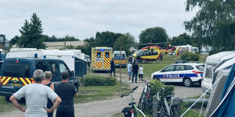 Campingdrama: vader rijdt zijn 1-jarige dochtertje per ongeluk dood