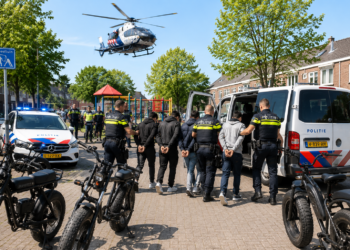 Brute aanval door fatbikers op onschuldige voorbijganger