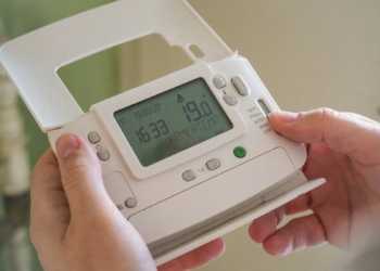 Vanaf deze buitentemperatuur moet je de verwarming weer hoger zetten