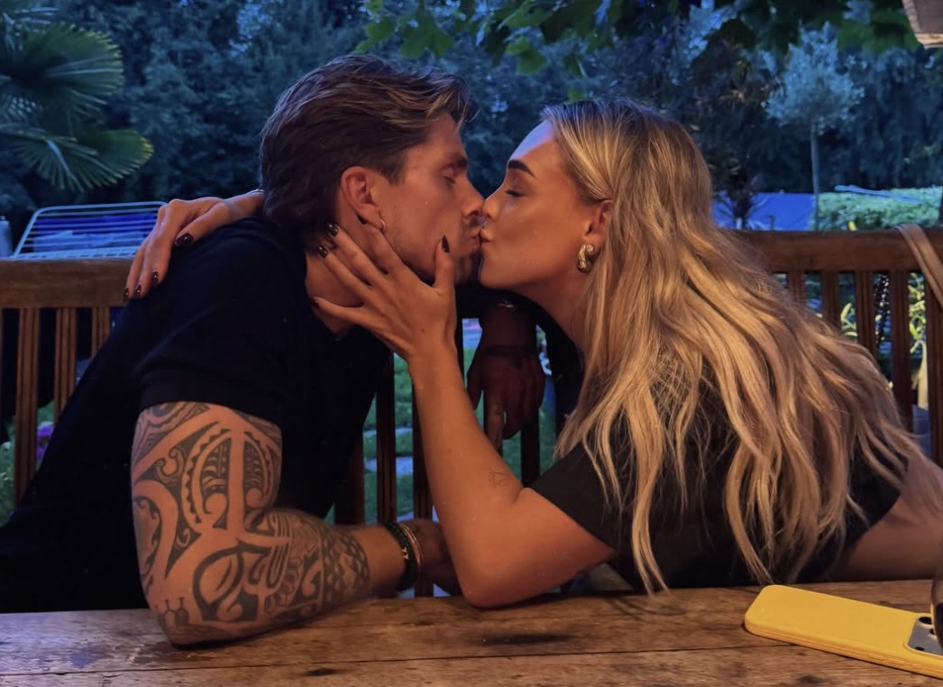 Liefde of toch de centen? Vriendin André Hazes jr. schakelt eigen manager in
