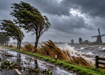 Opnieuw weeralarm afgegeven voor drie provincies vanwege storm Boelo